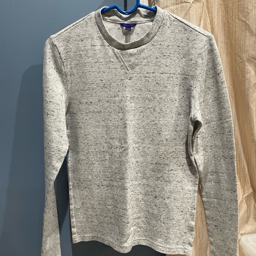 Long sleeved Aeropostale shirt